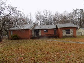 172 Tar Heel Rd, Lumberton, NC 28358