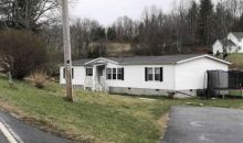 95 HALE RIDGE RD Scaly Mountain, NC 28775