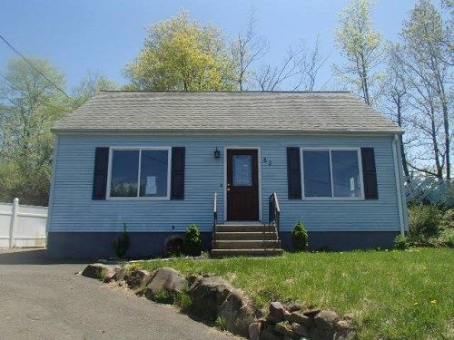 82 High Top Circle, Hamden, CT 06514