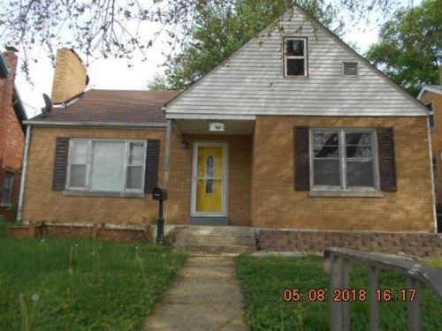 703 CLARK AVE, Jefferson City, MO 65101