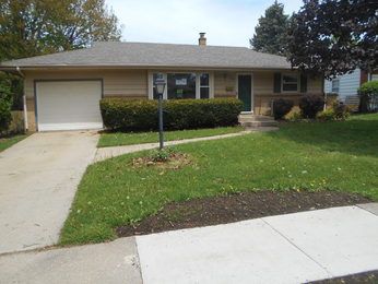 3808 Brendenwood Rd, Rockford, IL 61107