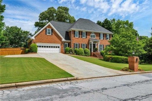 4455 Sirrocco Ln, Lilburn, GA 30047