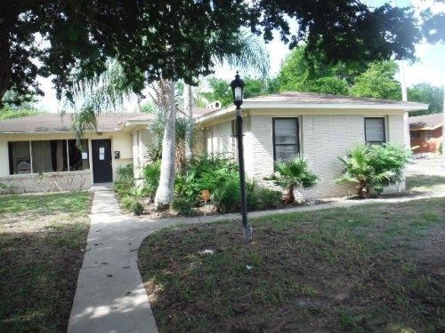 902 E Parkwood, Harlingen, TX 78550