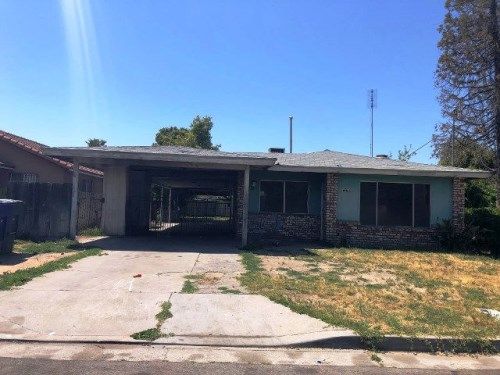 128 Santa Bonita St, Madera, CA 93637