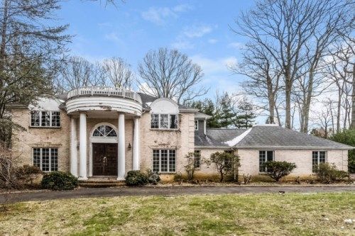 15 Deep Hollow Dr, Rumson, NJ 07760