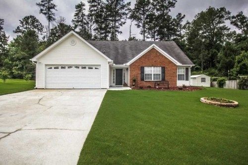 4123 Rocks Ln, Loganville, GA 30052