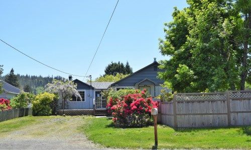 2336 Maple St, Myrtle Point, OR 97458
