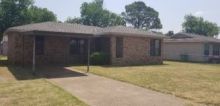 203 S Holly Dr Burkburnett, TX 76354