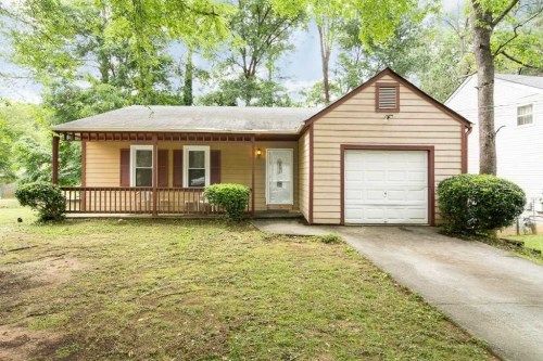 4800 White Oak Trl, Stone Mountain, GA 30088