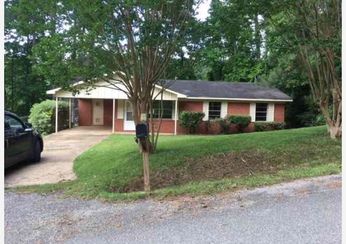 9464 Earl Fields Cir, Northport, AL 35473