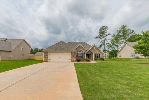 605 Brittany Ct, Monroe, GA 30655