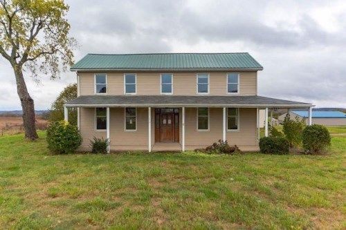 5854 Westfall Rd, Frankfort, OH 45628
