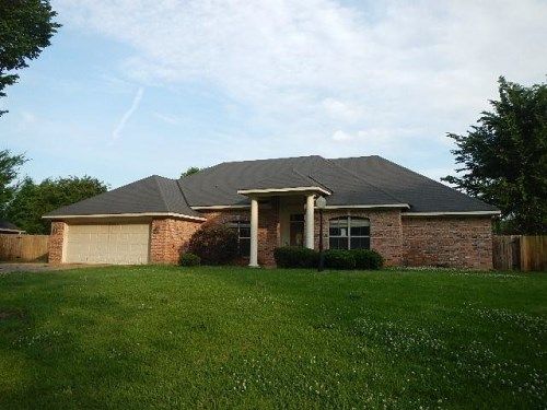 2107 Ashley Wilkes Dr, Bossier City, LA 71112