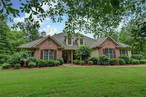 105 Nicklaus Circle, Social Circle, GA 30025