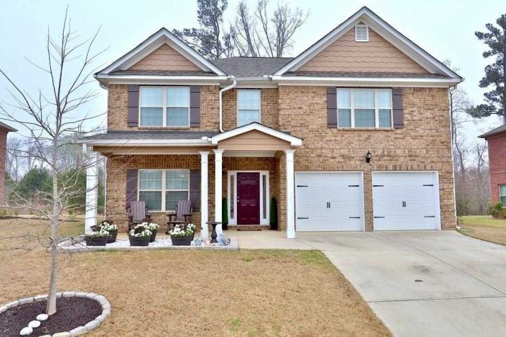 962 Spanish Moss Trl, Loganville, GA 30052