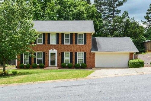 3678 Creekstone Dr, Norcross, GA 30092