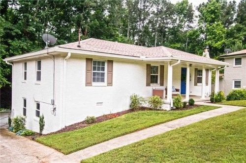 1870 Delphine Dr, Decatur, GA 30032