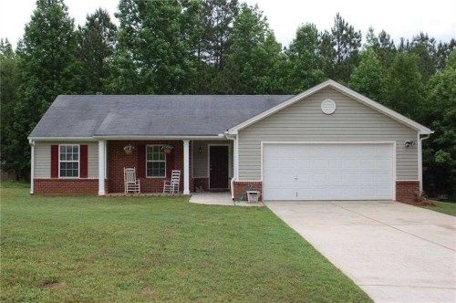 562 Pin Oak Dr, Bethlehem, GA 30620