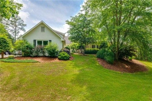 4882 Rabbit Farm Rd, Loganville, GA 30052