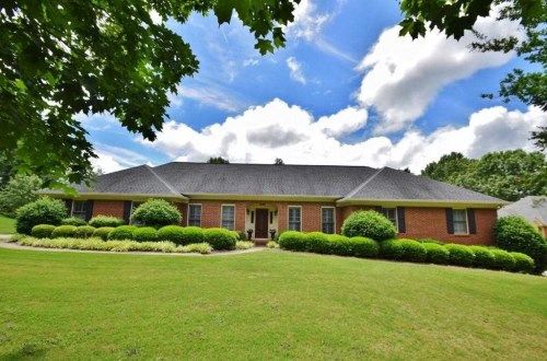 713 Stonington Ct, Gainesville, GA 30506