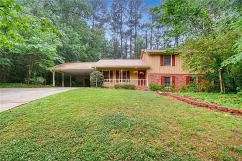 2794 Greenrock Trl, Atlanta, GA 30340