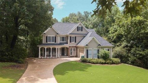 8855 Stone River Dr, Gainesville, GA 30506