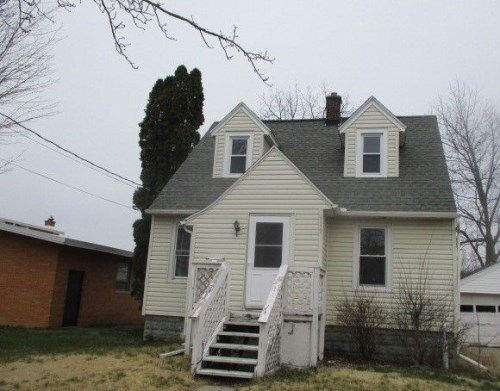 519 Julia St, Lansing, MI 48910