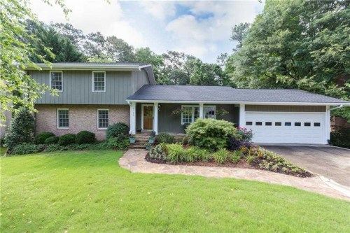 6758 Lockridge Dr, Atlanta, GA 30360