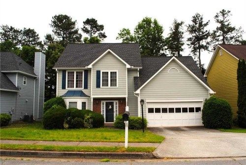 2872 Manor Glen Ln, Suwanee, GA 30024