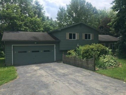 2227 Hubbard Masury Rd, Hubbard, OH 44425