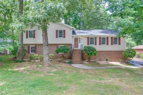 480 Senior Dr, Lawrenceville, GA 30044