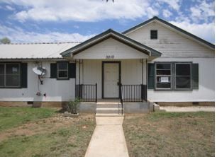 3210 Lake Dr, San Angelo, TX 76903