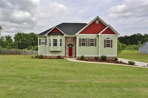 64 Jamestowne Dr, Douglasville, GA 30134
