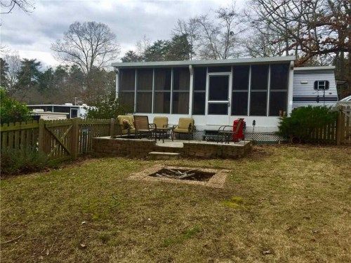 187 Admiral Dr, Lavonia, GA 30553