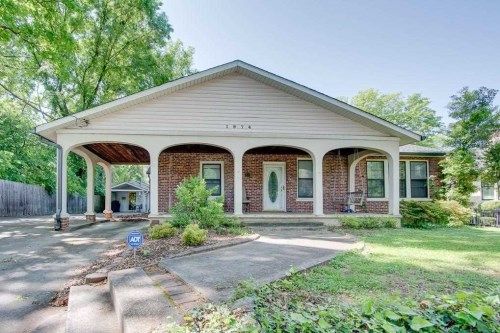 1974 West Rugby Ave, Atlanta, GA 30337