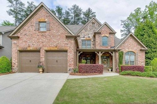 6534 Blue Water Dr, Buford, GA 30518