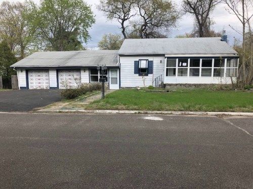 111 Brown St, Lawnside, NJ 08045