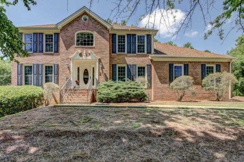 455 Saddle Creek Circle, Roswell, GA 30076