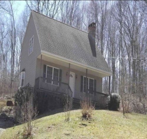 21 Estabrooks Rd, Hampton, CT 06247