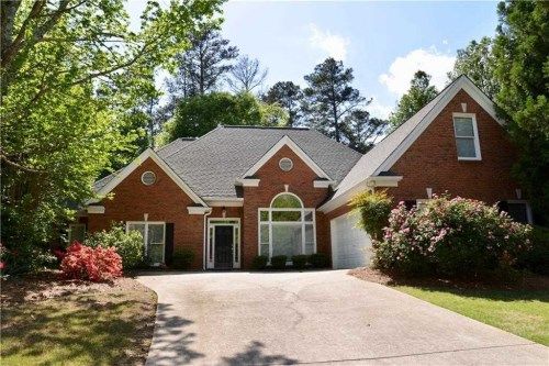 3285 Peace Ln, Suwanee, GA 30024