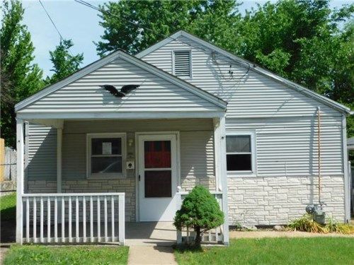 515 Chambers Rd, Saint Louis, MO 63135
