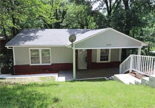 1574 Ezra Church Dr NW, Atlanta, GA 30314