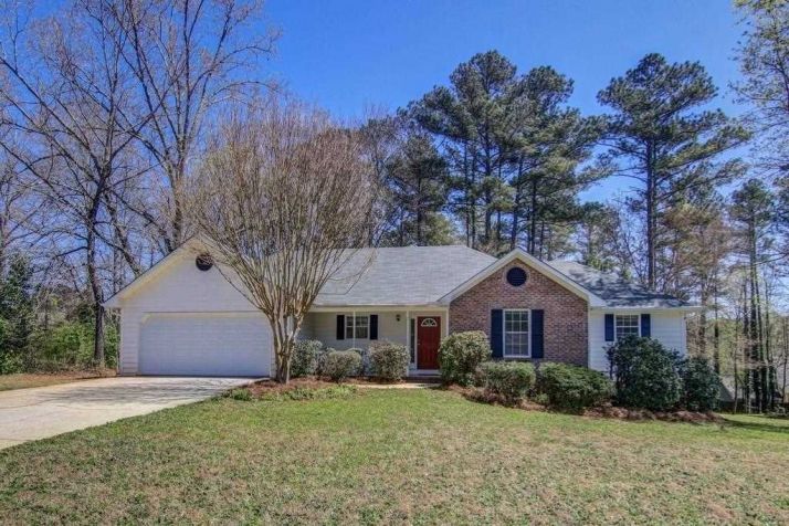 373 Grove Hill Dr, Stockbridge, GA 30281