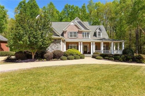 40 Oak Grove Dr, Dallas, GA 30157