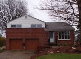 214 Spartan Drive, Monroeville, PA 15146