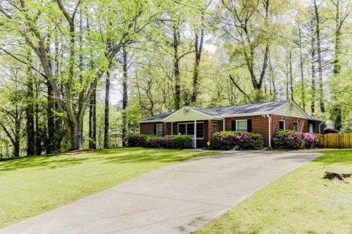 2943 Hollywood Dr, Decatur, GA 30033
