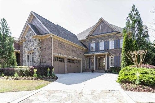 875 Glengate Place, Atlanta, GA 30328