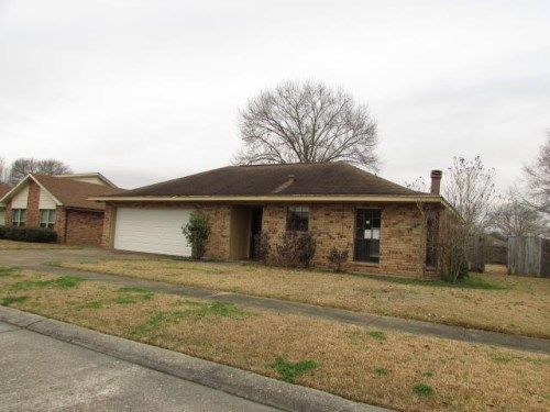 404 Wellington Dr, Houma, LA 70360