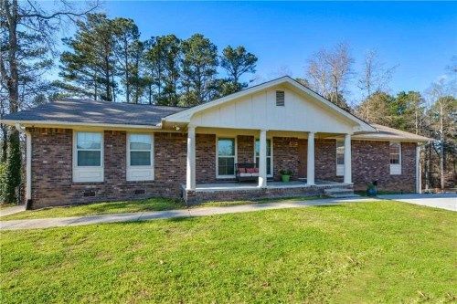 5603 Orouke Rd, Buford, GA 30518