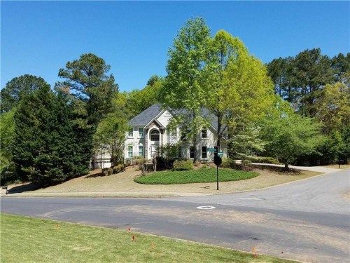 701 Whisper Wind Ct, Woodstock, GA 30189